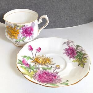 Vintage Royal Albert Bone China Chrysanthemum No 11 Tea Cup Saucer Set